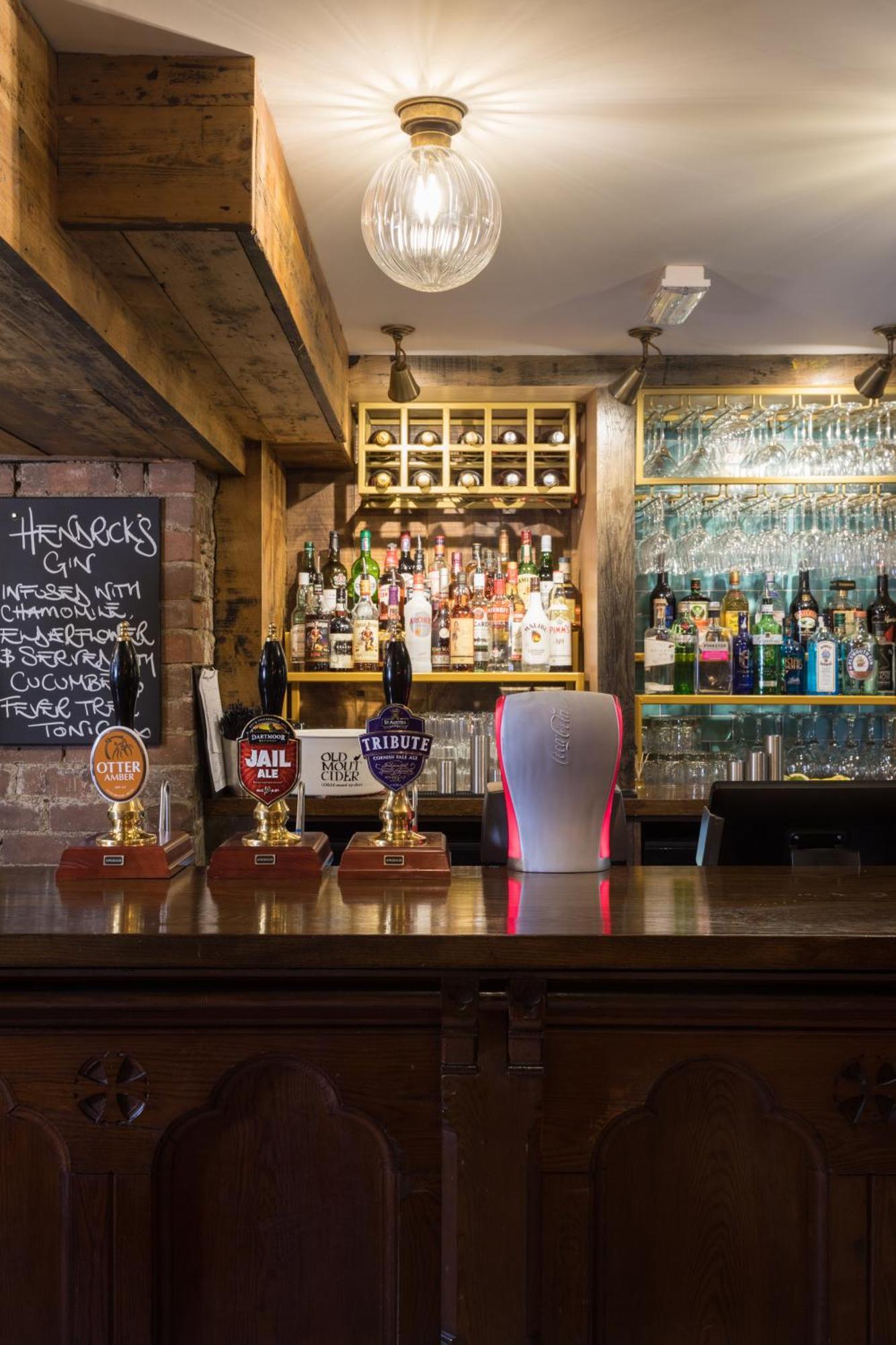 Dartmoor Halfway Inn Ньютон Эбэт Экстерьер фото