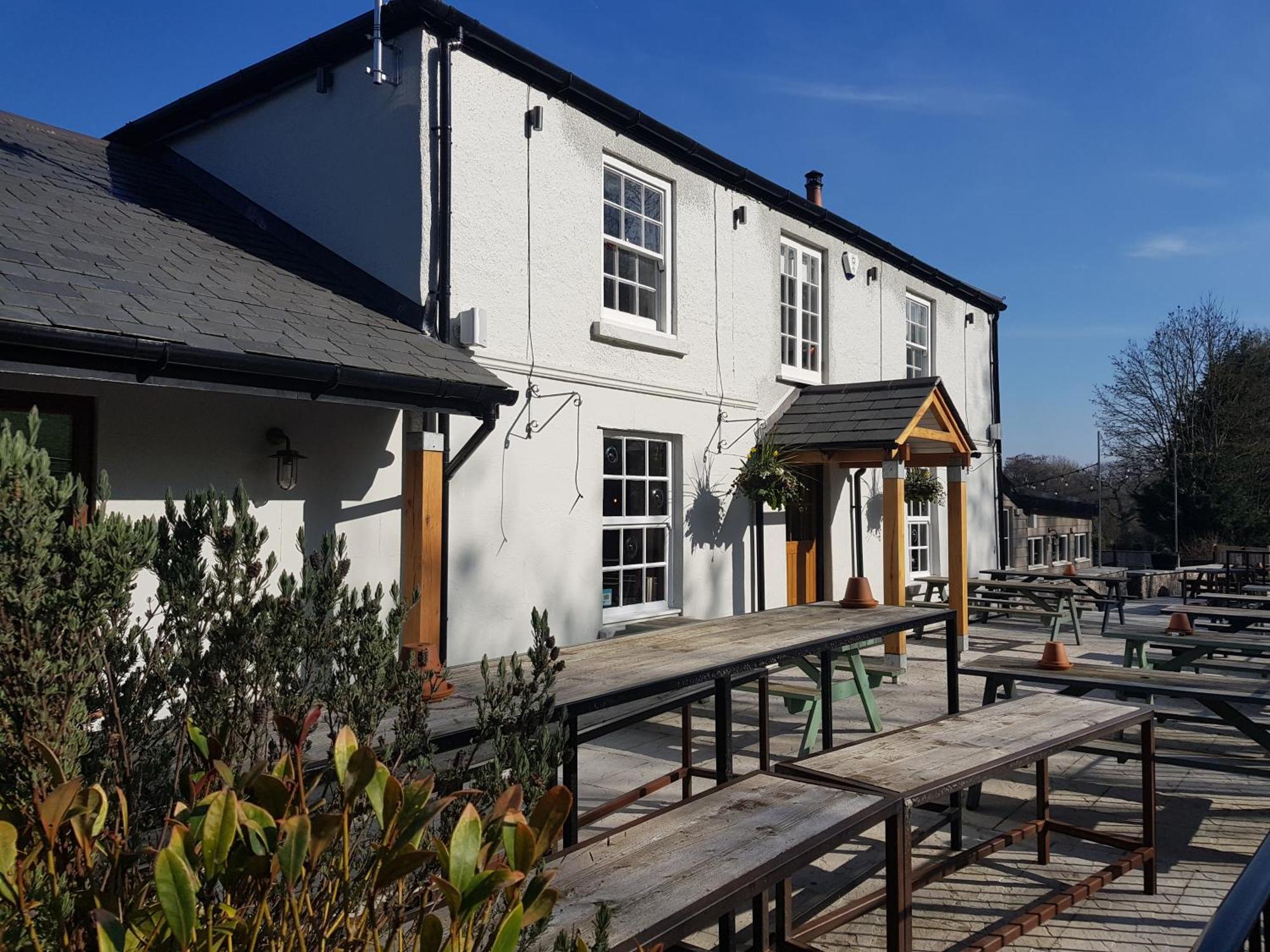 Dartmoor Halfway Inn Ньютон Эбэт Экстерьер фото
