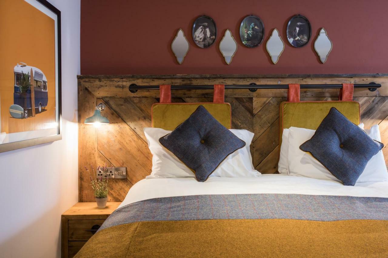 Dartmoor Halfway Inn Ньютон Эбэт Экстерьер фото