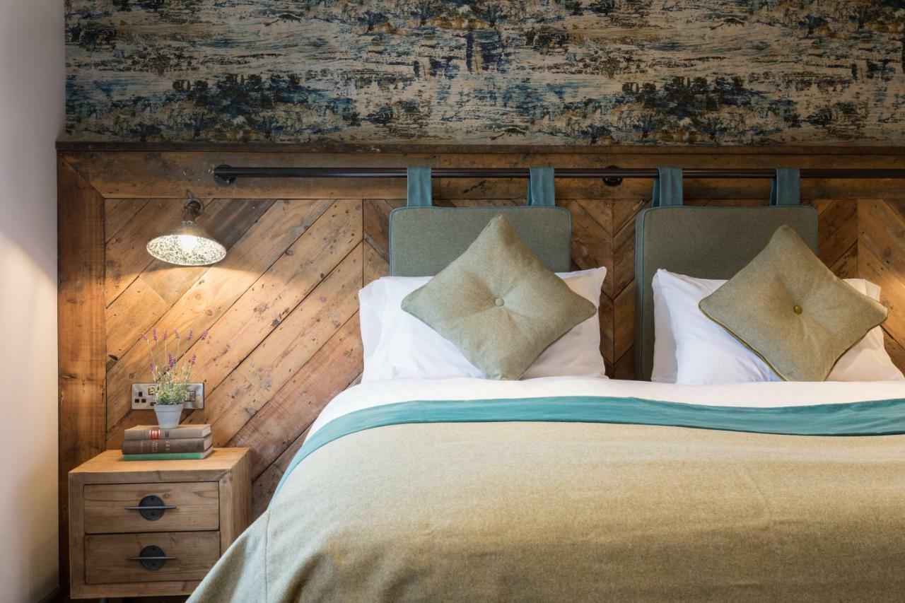 Dartmoor Halfway Inn Ньютон Эбэт Экстерьер фото